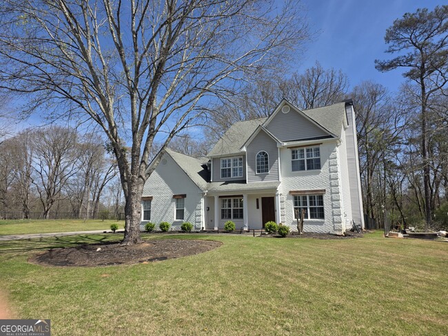 Building Photo - 1121 Vanessa Ave