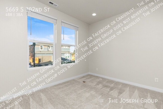 Photo - 5669 S 302nd St