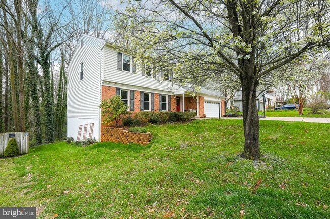 Photo - 4230 Avon Dr House