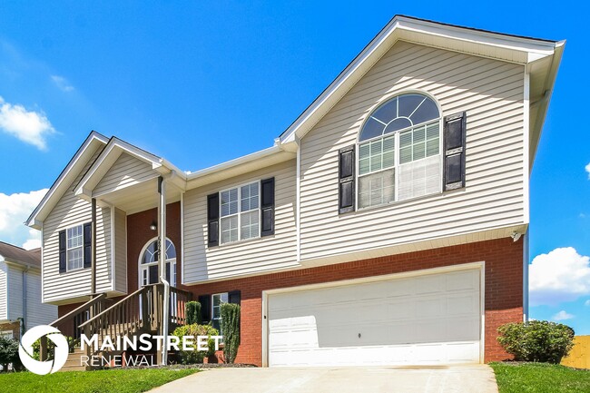 Photo - 5847 Colonnade Dr
