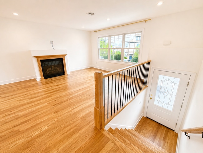 Photo - 374 Semel Ave Unit A