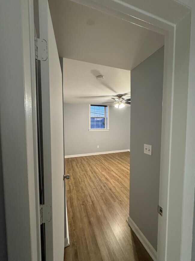 Photo - 11 46th St SE Unidad B-1