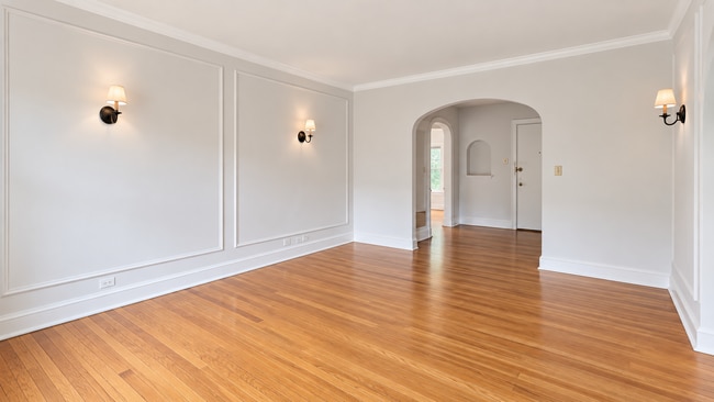 6420 N Newgard Ave Unit 2E
