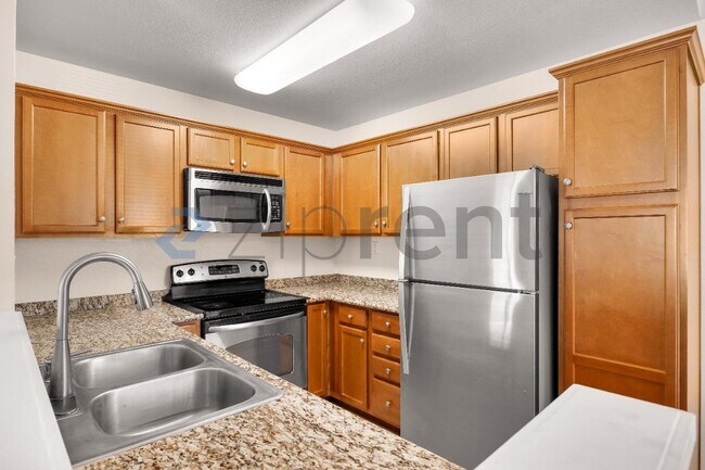 Photo - Unit 1008