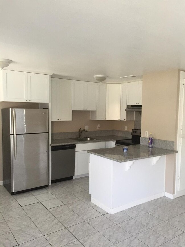 Building Photo - 238 N 4th Ave Unit 102