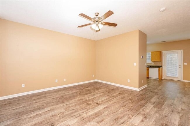 Photo - 102 Timber Ridge Dr