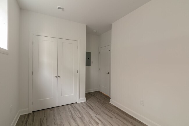 Photo - 6600 Av. de Darlington Unit 110