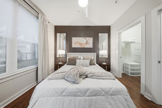 Photo - 1700 W Cleveland St Unidad SI FL1-ID1475275P