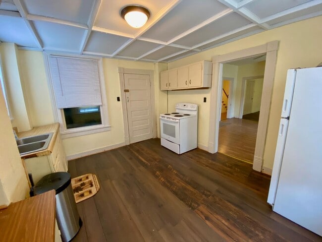 Photo - 1603 Taylor St