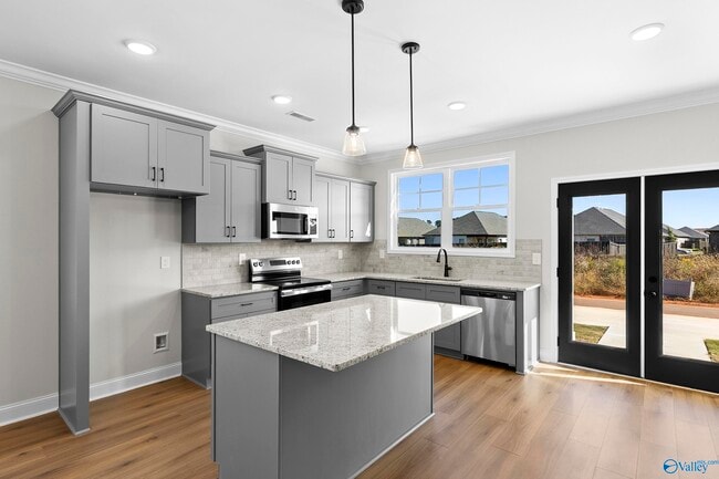 Photo - 241 Susan Lynn Dr