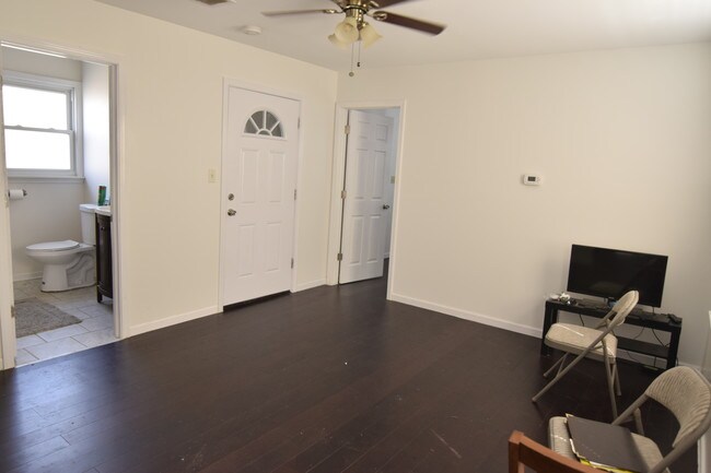 Photo - 1828 N Bissell St Unit #1