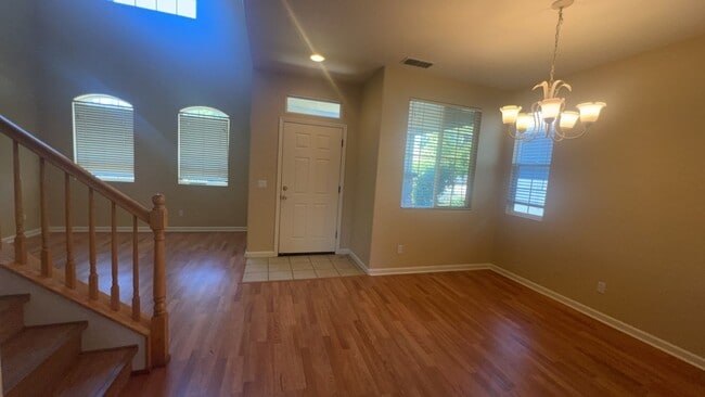 Photo - 3548 Santa Maria Ave