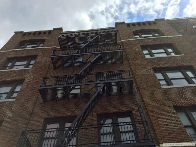 25 Vermilyea Ave Unit 52