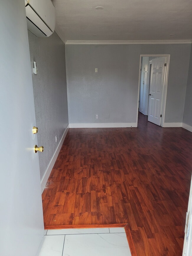 Photo - 11128 Raymond Ave Unit 11130