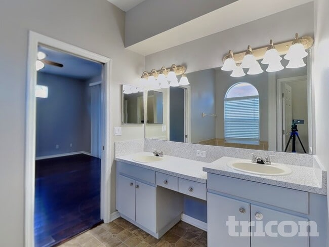 Photo - 10616 Little Bend Ln