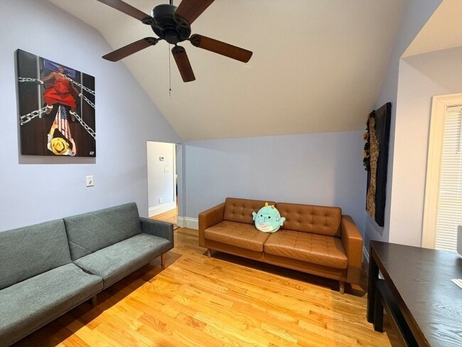 Photo - 341 Linwood Ave Unit 2