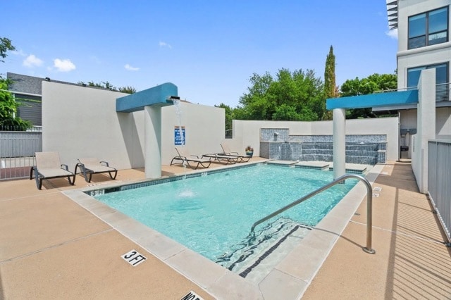 Community Pool - 4414 Cedar Springs Rd Unit Tribeca