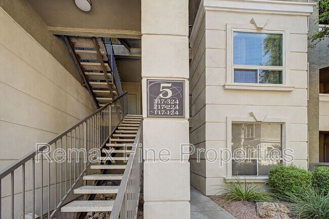 5303 N 7th St Unit 324