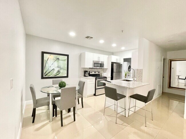 Photo - 4368 S Kirkman Rd