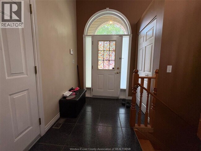 Photo - 2141 Longfellow Ave