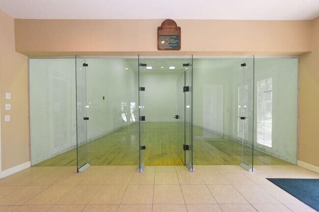 1590 S 42nd Cir Unit 204
