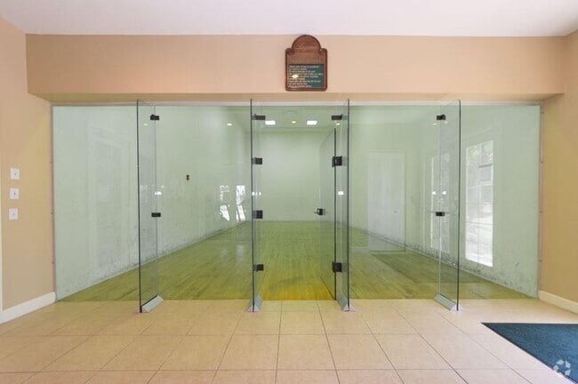 Building Photo - 1590 S 42nd Cir Unit 204 Rental