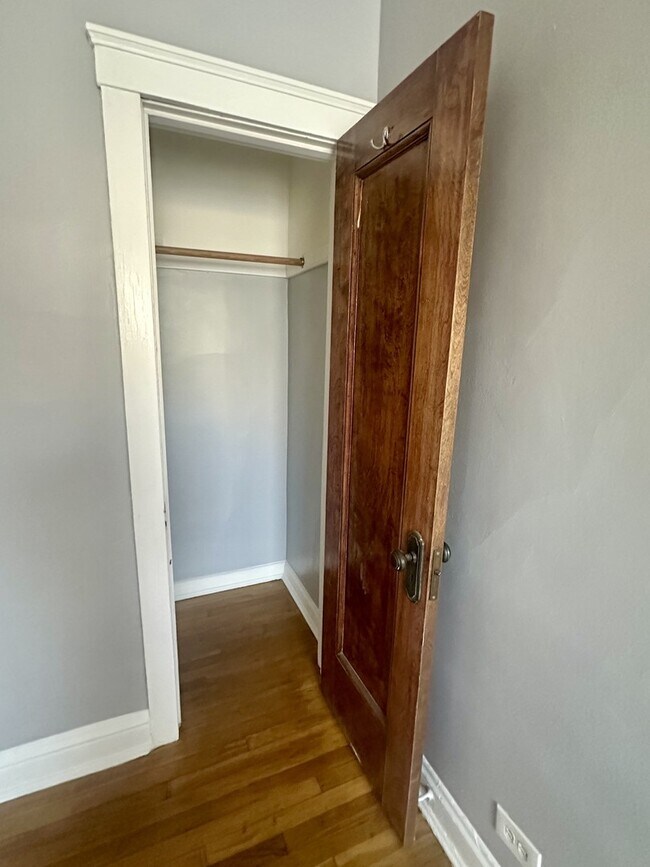 Photo - 5358 N Winthrop Ave Unit 3RD