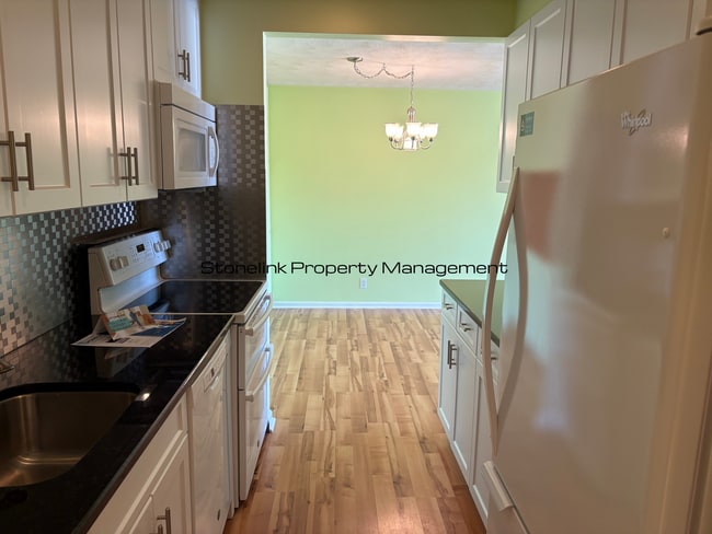 Photo - Newly Renovated Condo For Rent in North At...