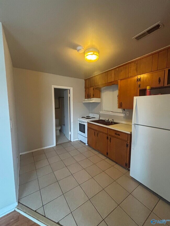 Photo - 907 Stevens Ct NE Unidad 5