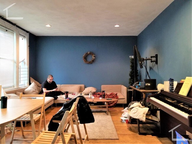 Photo - 28 Wadsworth St