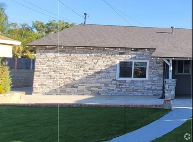 Building Photo - 1374 Villa St Rental