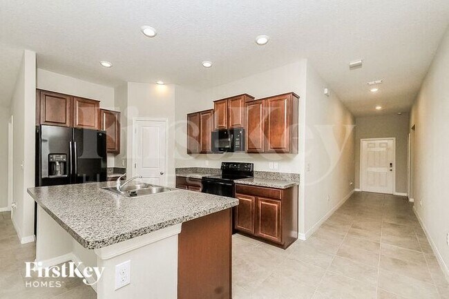 Photo - 10104 Rose Petal Pl