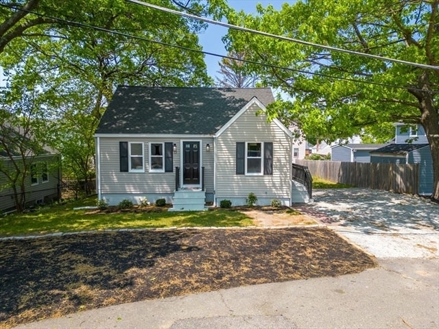 Photo - 12 Morrison St