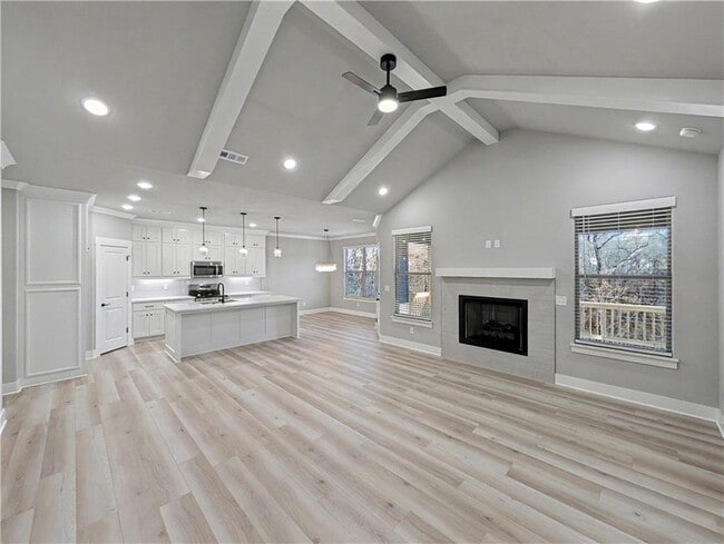 Photo - 8 Osborne Ln