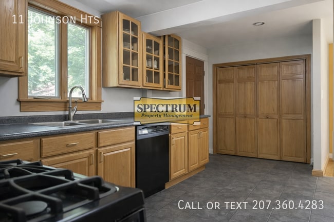 Photo - 11 Johnson Heights