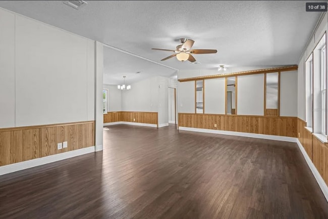 Photo - 38060 Lawanda Loop