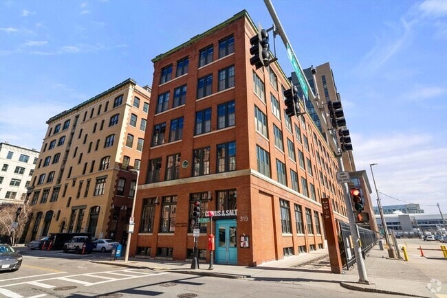 Building Photo - 319 A St Unit 512 Rental