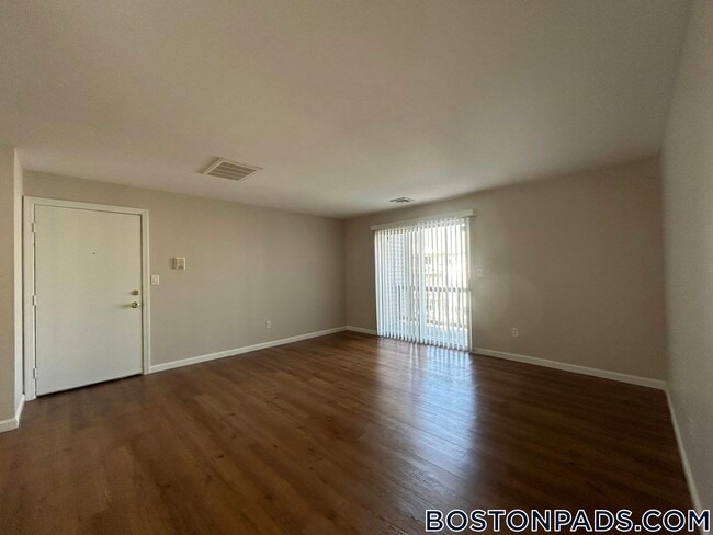 Photo - 715 N Main St Unit 7