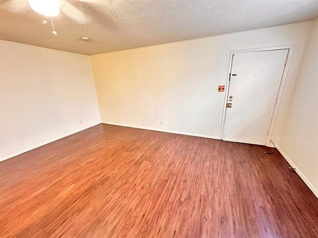 Photo - 4204 Speedway Unit 105