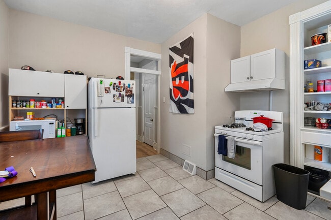 Photo - 2329 Larkins Wy Unit 1