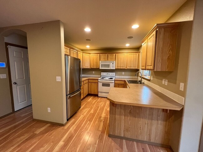 Photo - Everett Home
