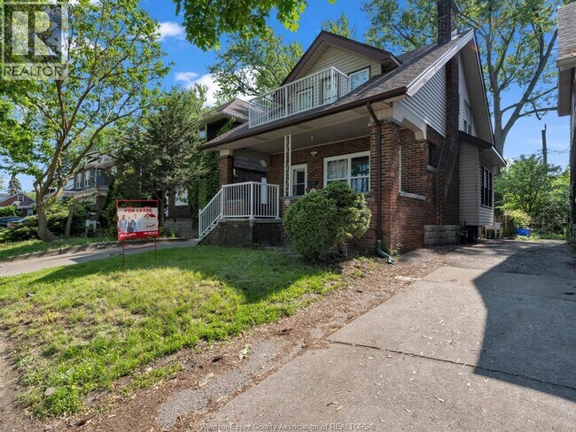 Photo - 353 Indian Rd