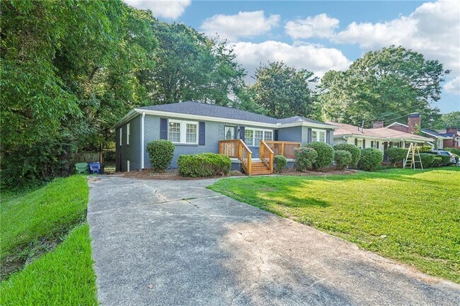 Photo - 125 Chappell Rd SW