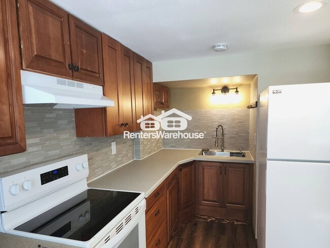 Photo - 208 4th St