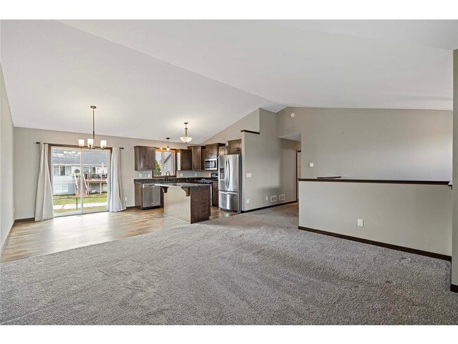 Photo - 7713 Lambert Cir NE