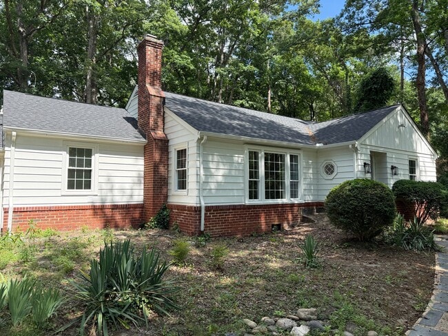 Building Photo - 2707 Jimmy Winters Rd
