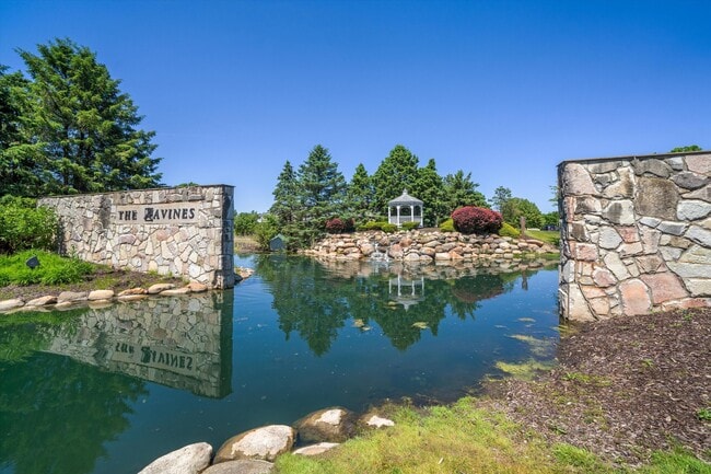 1696 Reserve Ct