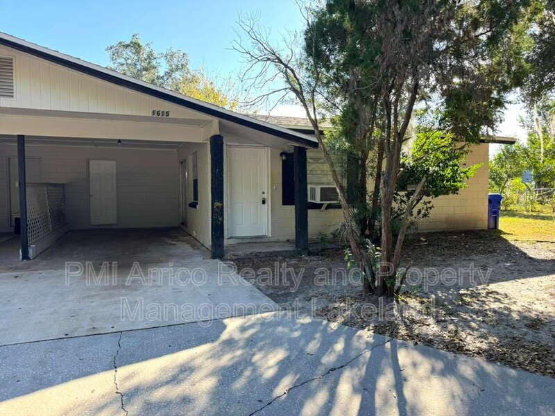 Photo - 1615 N New York Ave