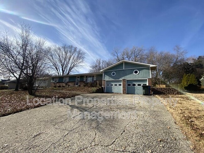 Photo - 1913 Jenny Wren Rd