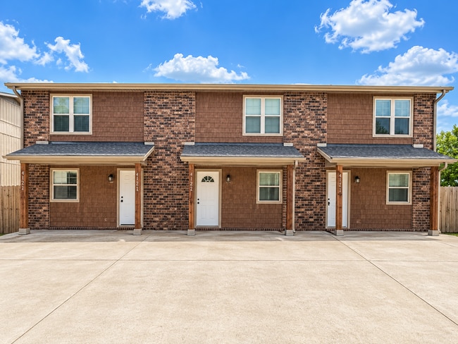 SUNFLOWER TRIPLEX - SUNFLOWER TRIPLEX Unit 4121